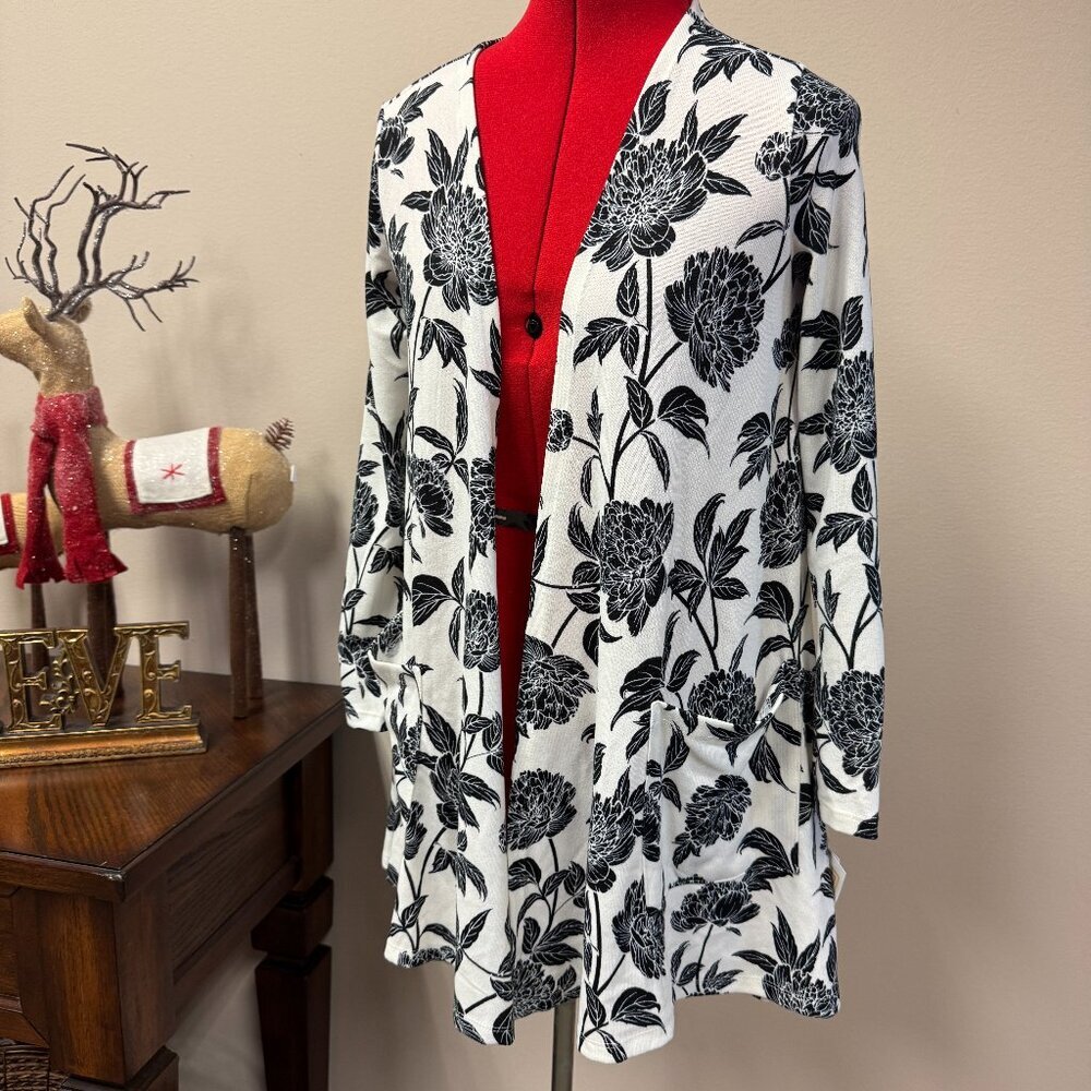 LuLaRoe Caroline Cardigan NEW Black and White Floral Neutral size S